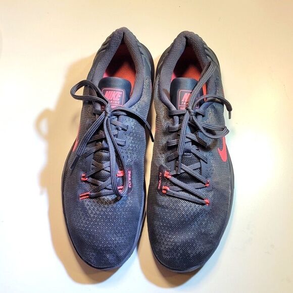 Nike Shoes - NIKE TRAINING FLEX SUPREME WOMEN"S SNEAKER